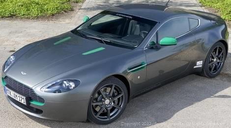 aston-martin-v8-vantage1